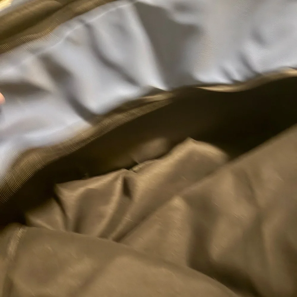 Marc Jacobs Taupe Leather Tote - Picture 9 of 15